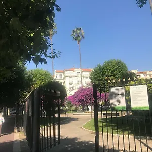 Roses & Ivy, Rue Du Congres Apartment Nizza